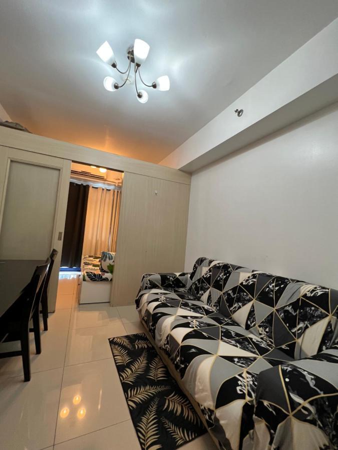 Sea Residences Moa - Paul Manila Exterior foto